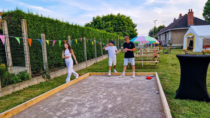 Terrain de pétanque du centre ados